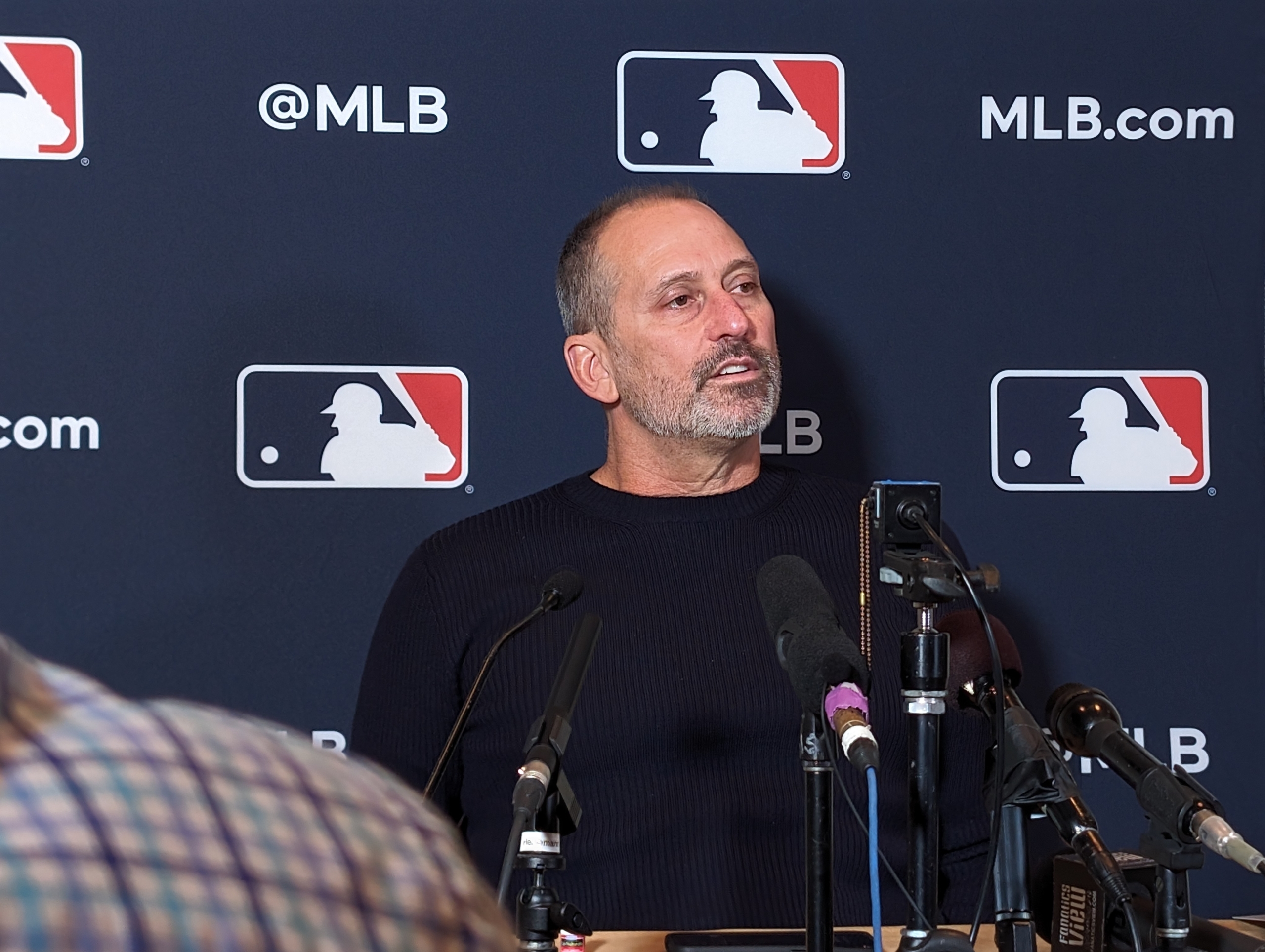 Torey Lovullo speaking to the media at the 2023 Winter Meetings