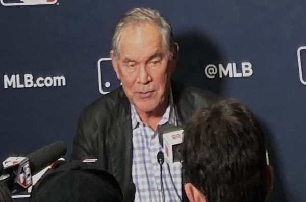 Bruce Bochy speaking at the 2024 Winter Meetings