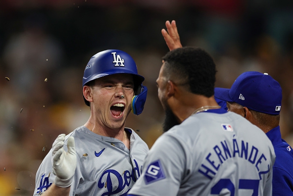 Dodgers Shut Out Padres, Tying the Series