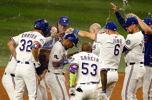 Rangers Braves