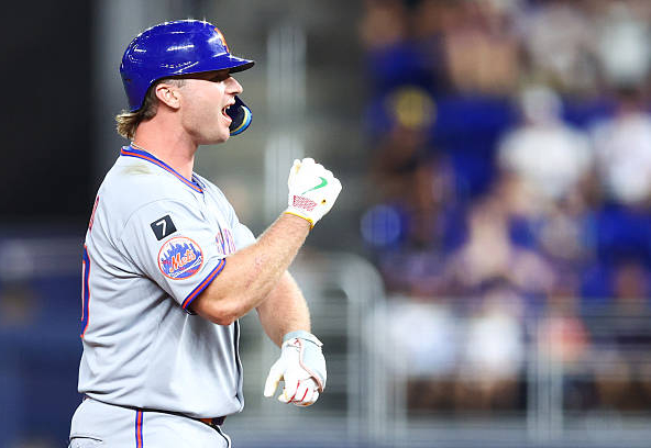 New York Mets outfielder Juan Soto and first baseman Pete Alonso were named 2025 Hank Aaron Award Finalists by MLB.
