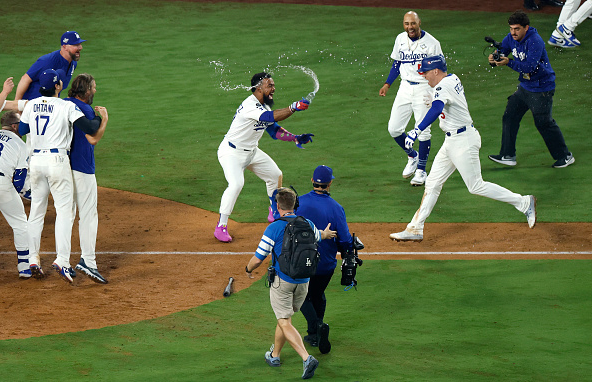 Freddie Freeman Delivers 18th-Inning Walk-Off in World Series Game Three