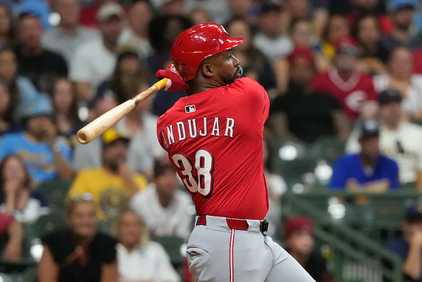 Padres and Miguel Andujar Agree to 1-Year-Deal.