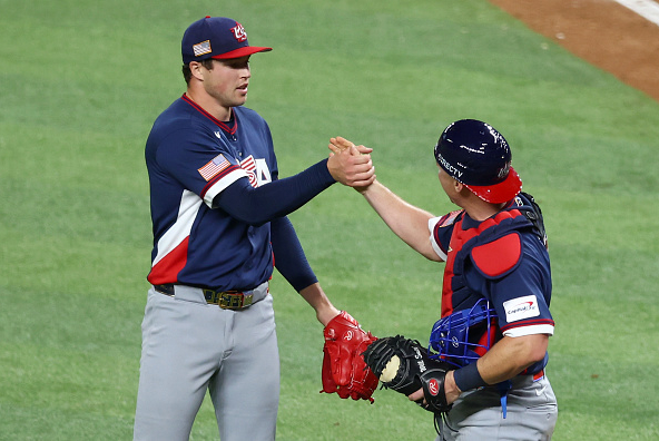 Mason Miller and Will Smith of the United States celebrate their WBC semifinal victory over the Dominican Republic