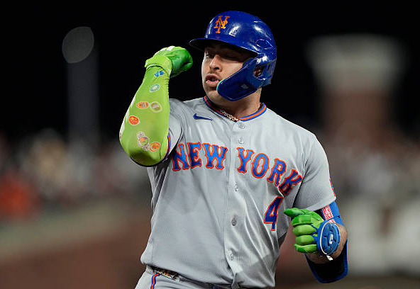 Francisco Alvarez hit two home runs to lift the New York Mets to a 10-3 triumph over the San Francisco Giants at Oracle Park on Friday