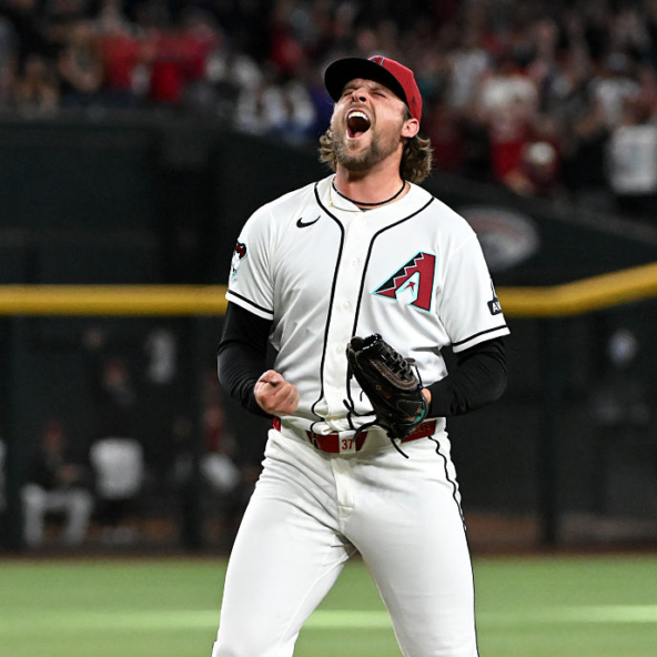 Diamondbacks Relief Pitcher Kevin Ginkel celebrating a win